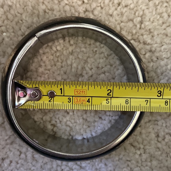 Vintage Python Print Bangle Bracelet - Picture 3 of 3